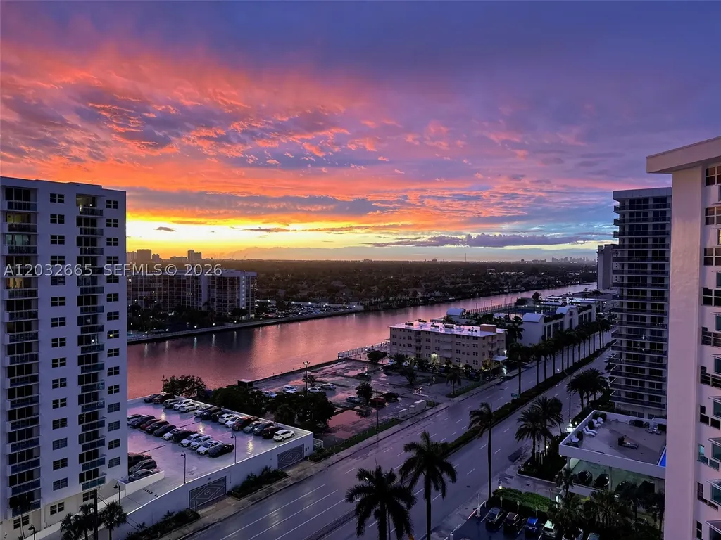 3001 S Ocean Drive Hollywood FL 33019