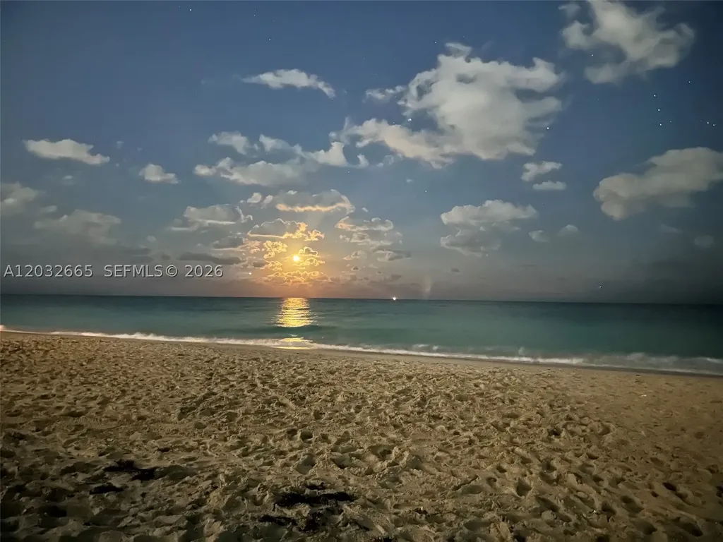 3001 S Ocean Drive Hollywood FL 33019