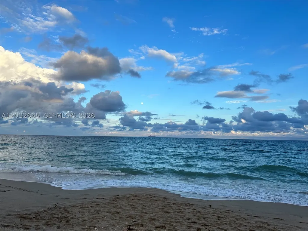 3001 S Ocean Drive Hollywood FL 33019