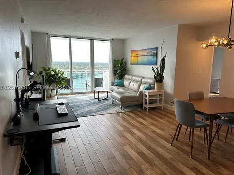 3001 S Ocean Drive Hollywood FL 33019