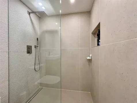 2829 Indian Creek Drive Miami Beach FL 33140