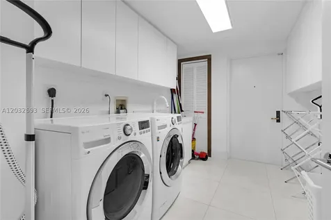 430 S Grand Bay Drive Key Biscayne FL 33149