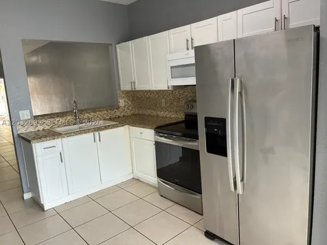 55 SW 14th Terrace Homestead FL 33030