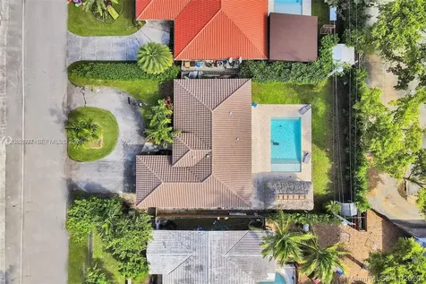 2190 NE 122nd Street North Miami FL 33181