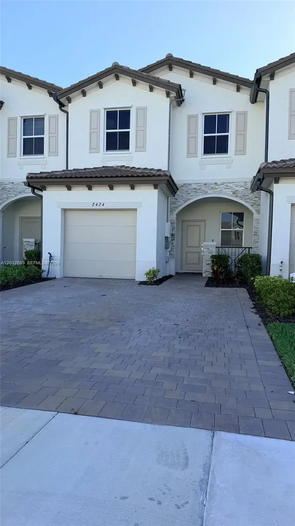 2424 SE 29th Street Homestead FL 33035