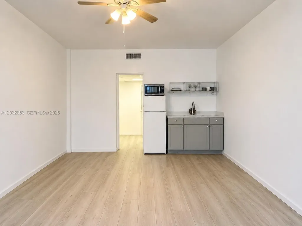 26 Diplomat Parkway Hallandale Beach FL 33009