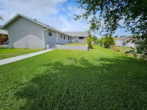 4149 SW 52nd Street Dania Beach FL 33314