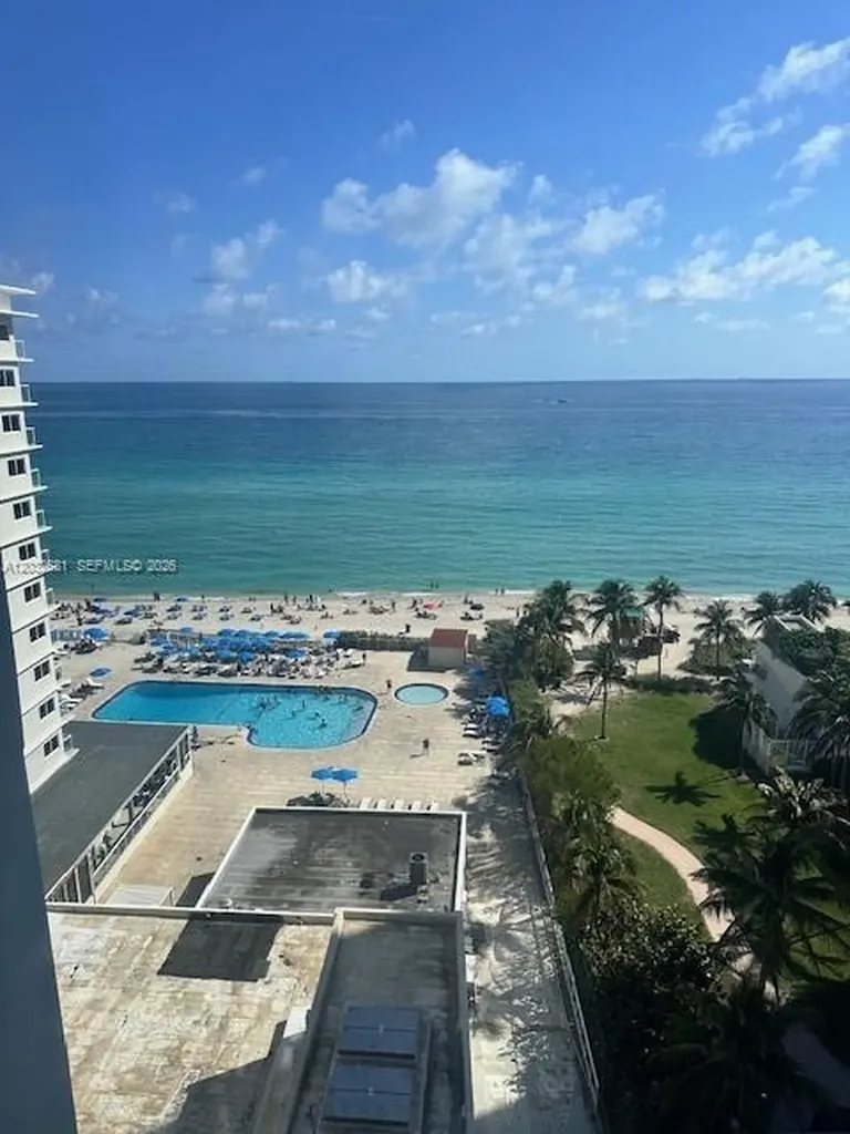19201 Collins Avenue Sunny Isles Beach FL 33160