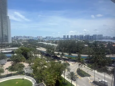 19201 Collins Avenue Sunny Isles Beach FL 33160