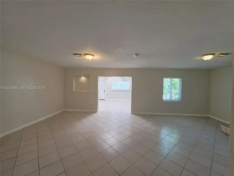 5225 NE 4th Avenue Oakland Park FL 33334