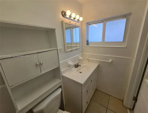 5225 NE 4th Avenue Oakland Park FL 33334