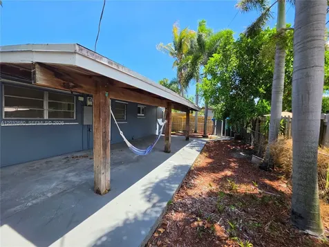 5225 NE 4th Avenue Oakland Park FL 33334