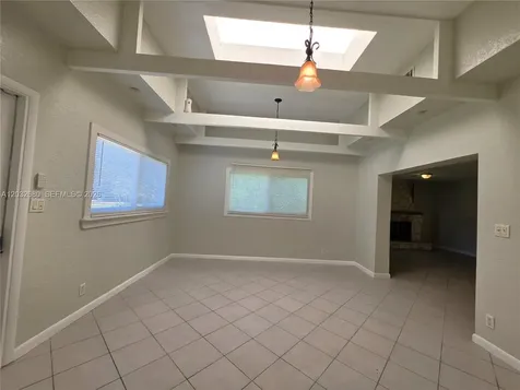 5225 NE 4th Avenue Oakland Park FL 33334