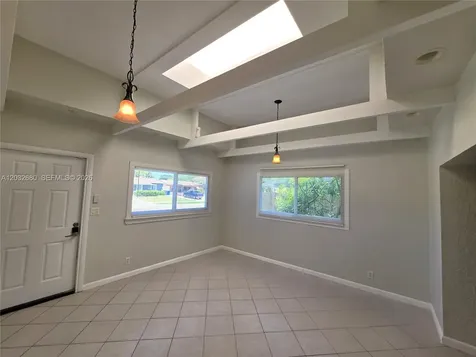 5225 NE 4th Avenue Oakland Park FL 33334