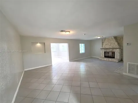 5225 NE 4th Avenue Oakland Park FL 33334