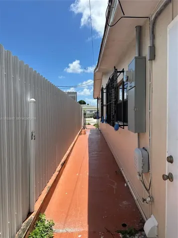 4596 E 8th Court Hialeah FL 33013