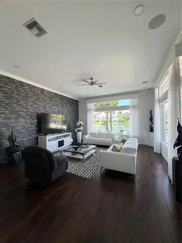 15253 SW 40th Street Davie FL 33331