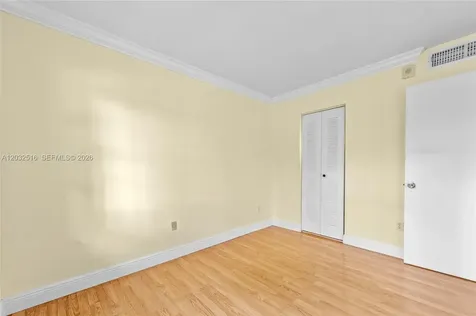8240 SW 210th Cutler Bay FL 33189