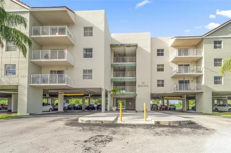 8240 SW 210th Cutler Bay FL 33189