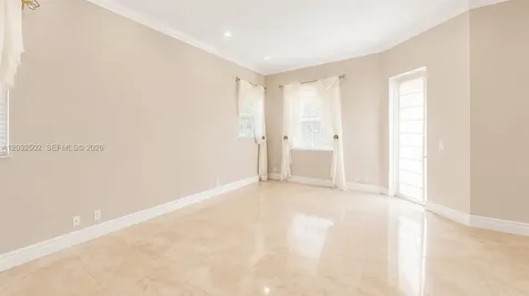 5751 SW 59th Place South Miami FL 33143