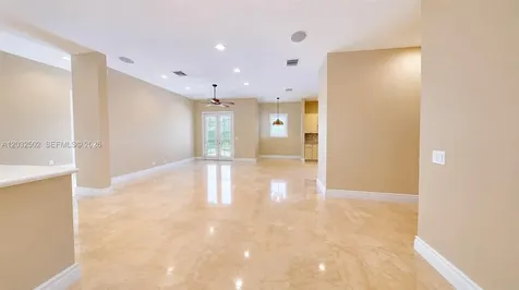 5751 SW 59th Place South Miami FL 33143