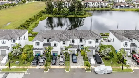 561 NW 204th Street Miami Gardens FL 33169