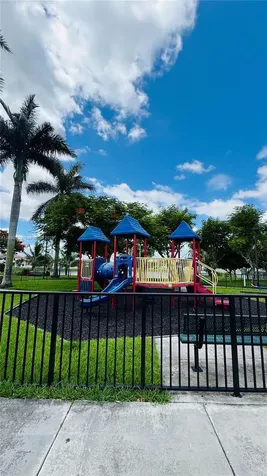 3355 W 90th Terrace Hialeah FL 33018