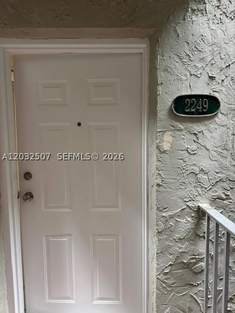 10000 NW 80th Court Hialeah Gardens FL 33016