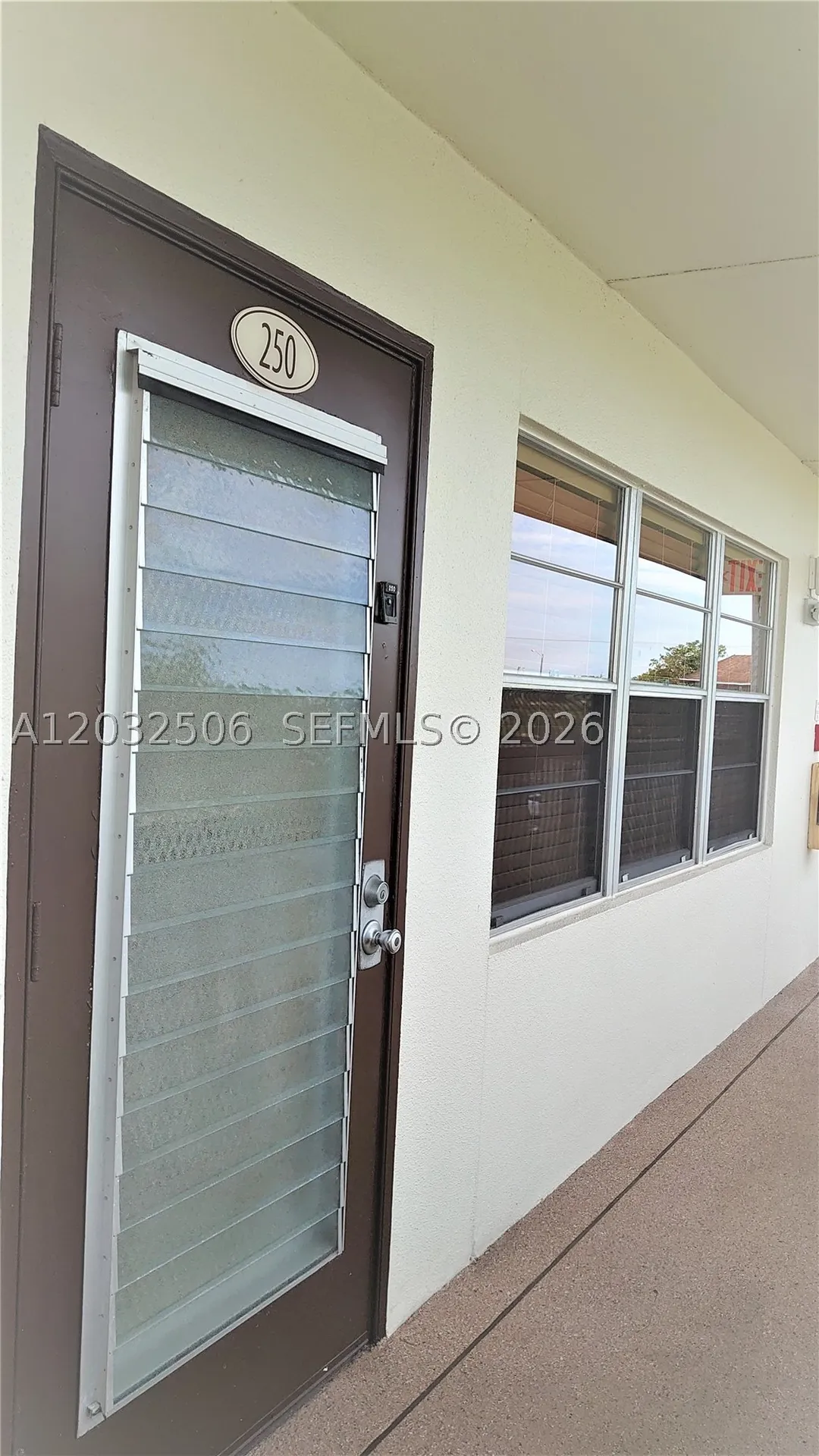 250 Suffolk F Boca Raton FL 33434
