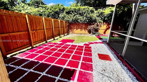 6193 SW 48th Court Davie FL 33314