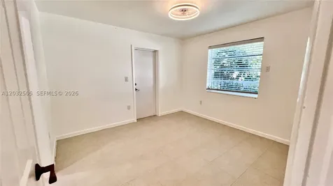 6193 SW 48th Court Davie FL 33314