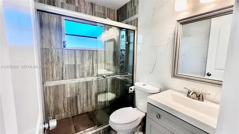 6193 SW 48th Court Davie FL 33314