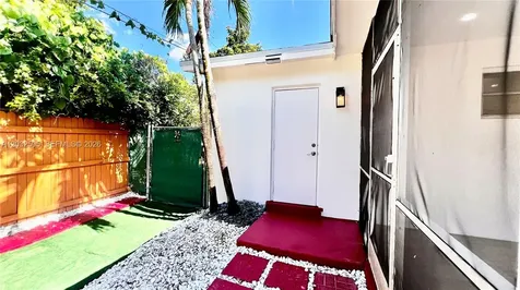 6193 SW 48th Court Davie FL 33314
