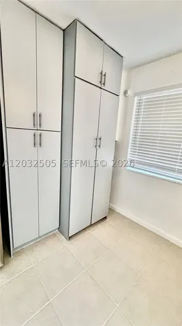 6193 SW 48th Court Davie FL 33314