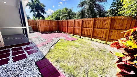 6193 SW 48th Court Davie FL 33314