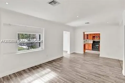 2199 NE 182nd Street North Miami Beach FL 33162