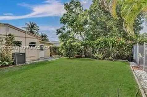 2199 NE 182nd Street North Miami Beach FL 33162