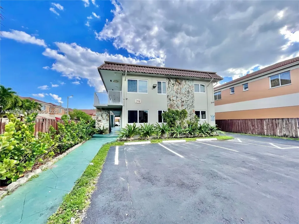 174 E 5th Street Hialeah FL 33010