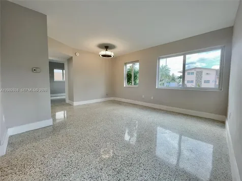 174 E 5th Street Hialeah FL 33010
