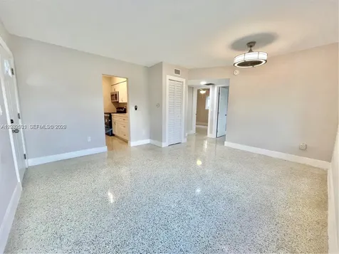 174 E 5th Street Hialeah FL 33010