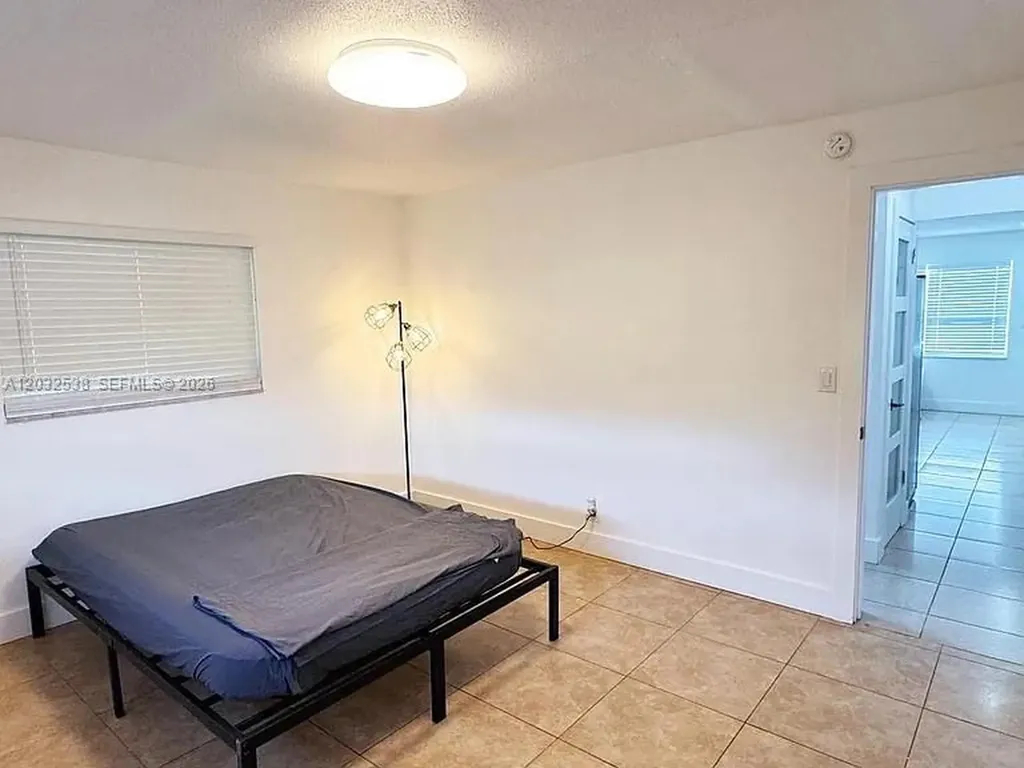 2255 SE 5th Street Pompano Beach FL 33062