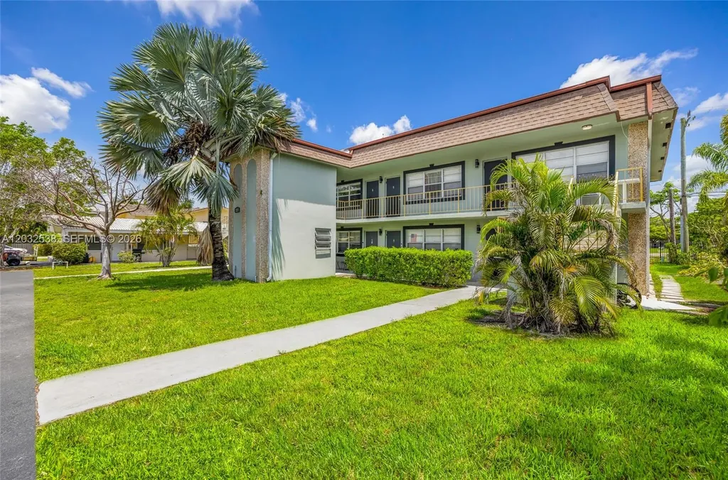 2255 SE 5th Street Pompano Beach FL 33062