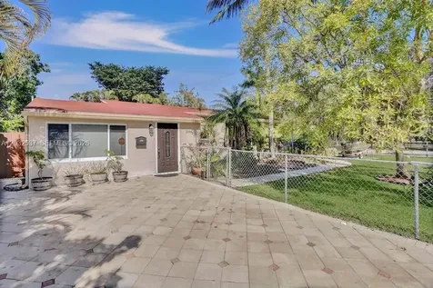 2199 NE 182nd Street North Miami Beach FL 33162