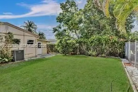 2199 NE 182nd Street North Miami Beach FL 33162