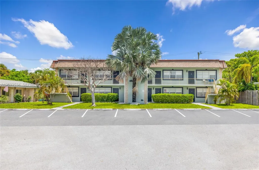 2255 SE 5th Street Pompano Beach FL 33062
