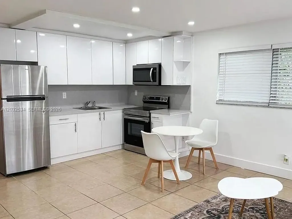2255 SE 5th Street Pompano Beach FL 33062