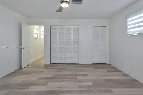 424 W 13th Street Hialeah FL 33010