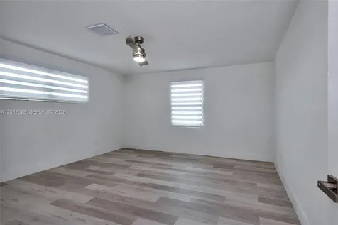 424 W 13th Street Hialeah FL 33010