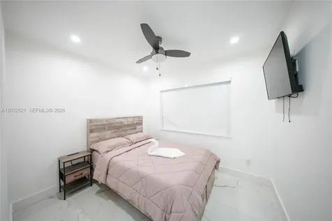 280 NW 59th Court Miami FL 33126