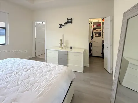 10606 W 32nd Lane Hialeah FL 33018